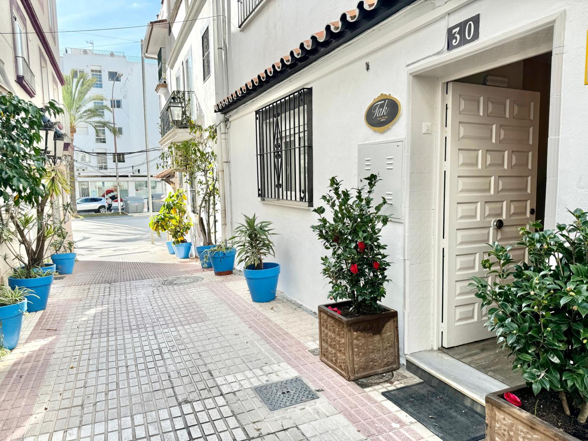 Tak Boutique Old Town- Eaw Homes Marbella Exterior photo